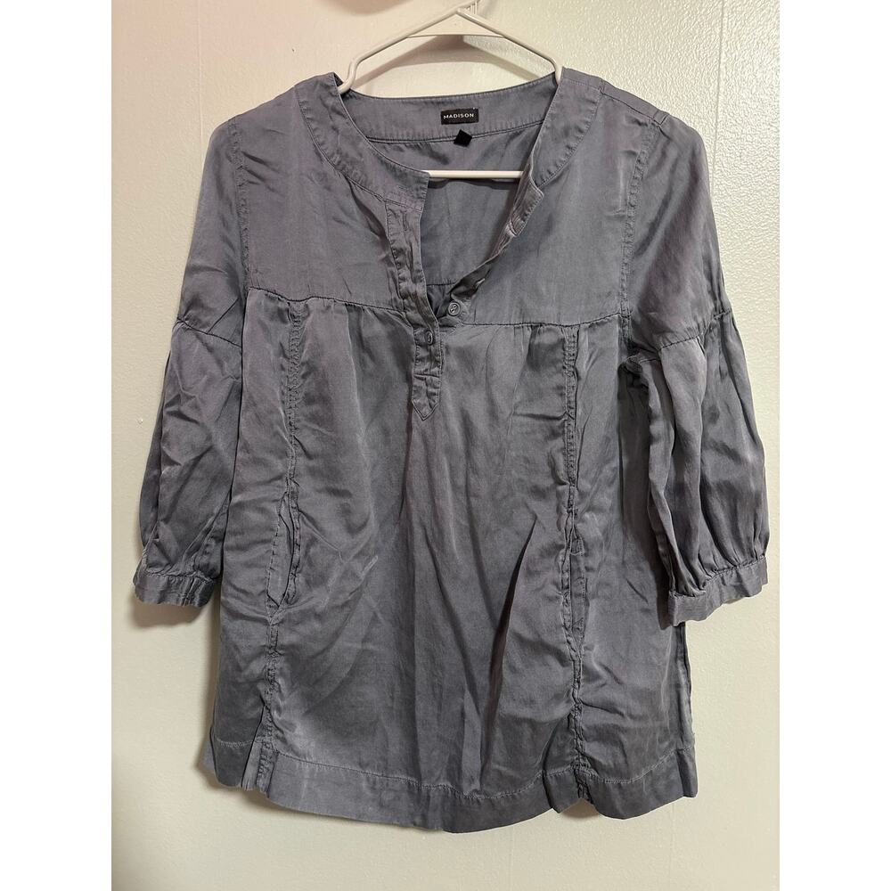 Madison Gray Popover Blouse Women’s Small 3/4 Sleeve Lightweight Casual Top